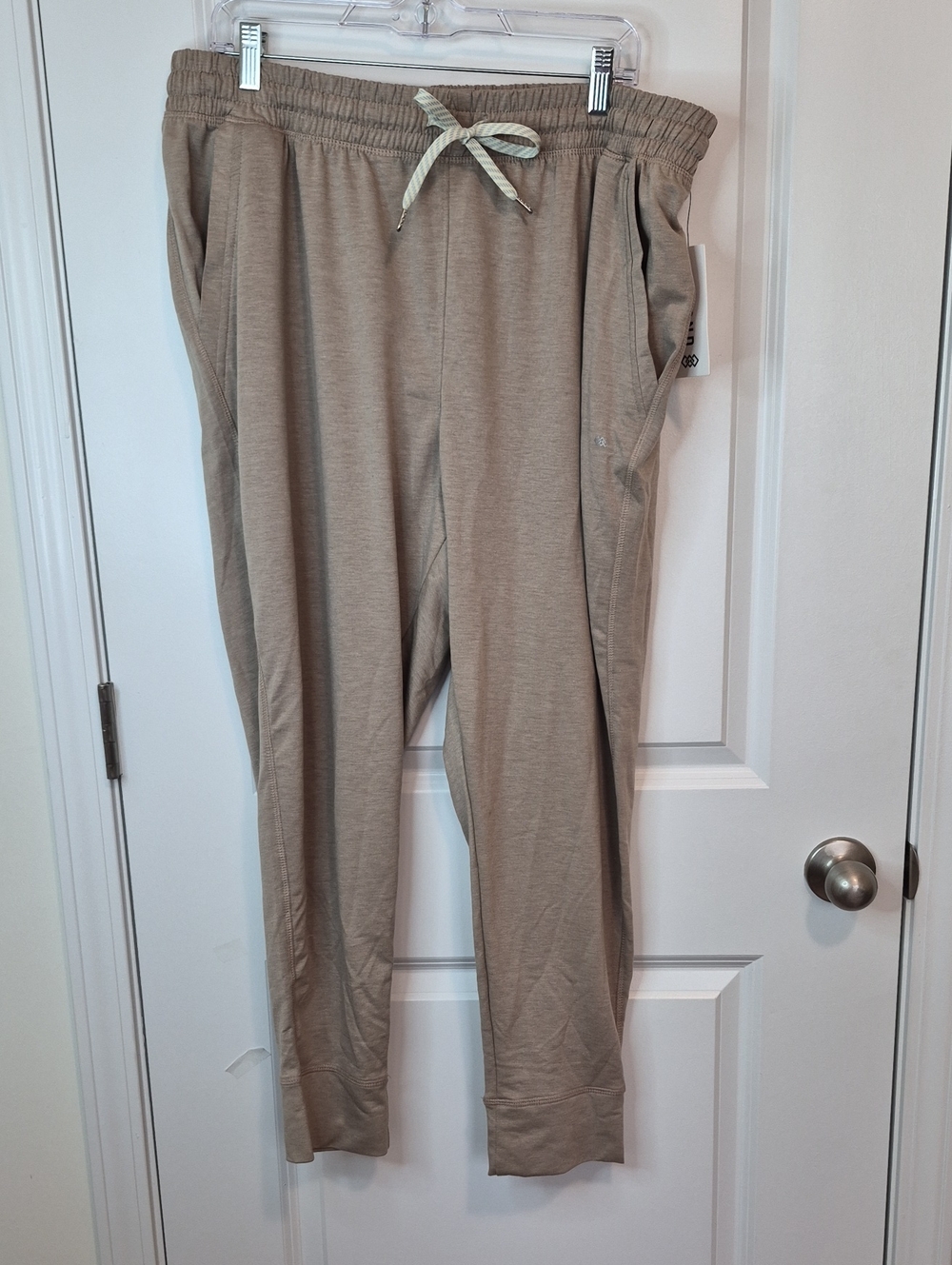 Leg3nd Women's Drawstring Lounge Jogger - Beige Size 2X